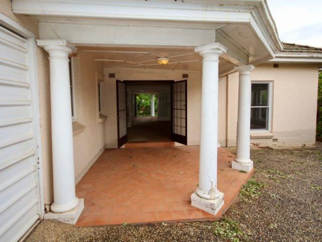 3 bed home in a Great Location !