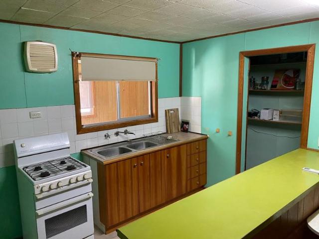 3 bed | house to let in 304 EYRE STREET COOBER PEDY SA 5723