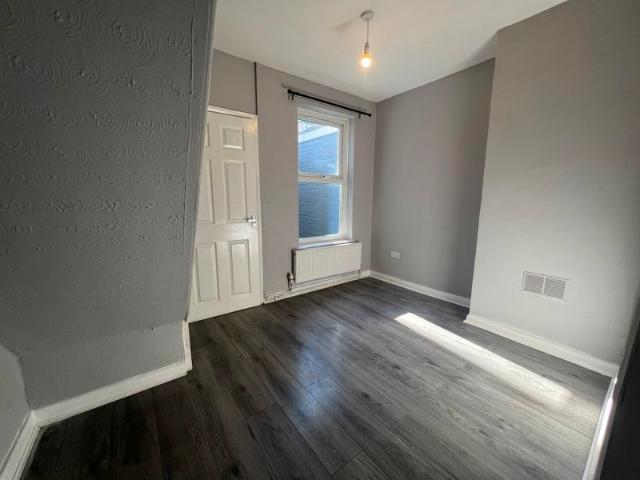 3 Bed house to rent on Cambria Street L6