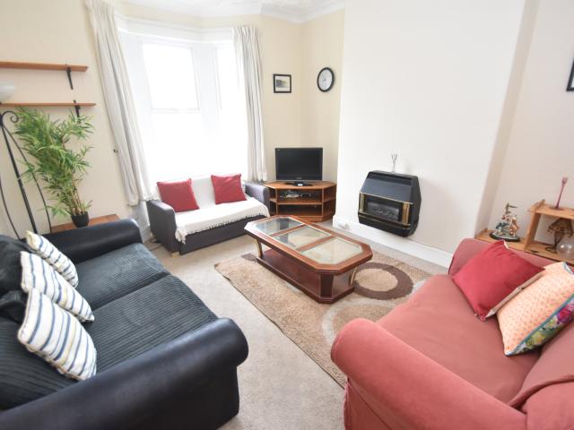 3 bed house to rent in Flaxland Avenue, Heath, CF14