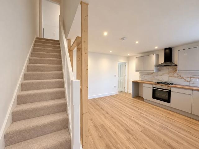 3 bed house to rent in Wimborne road,, BH10
