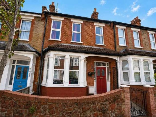 3 bed house to rent
