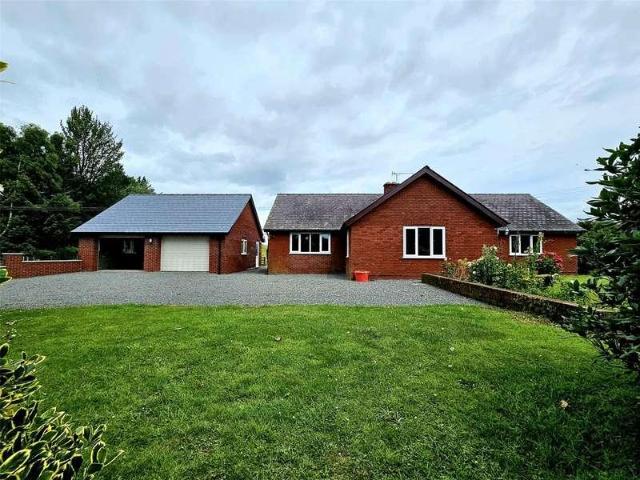 3 bed house to rent