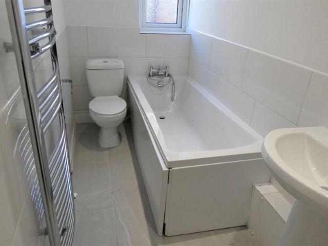3 bed house to rent