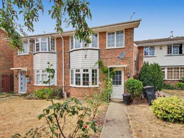 3 bed house to rent