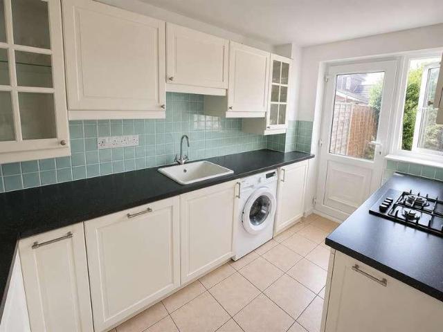 3 bed house to rent