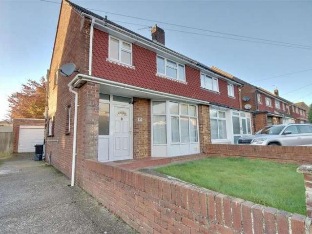 3 bed house to rent