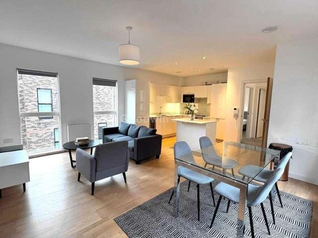 3 bed house to rent