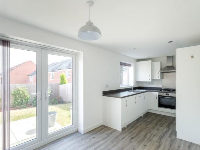3 bed house to rent