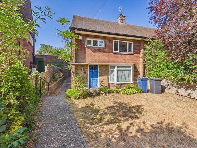 3 bed house to rent