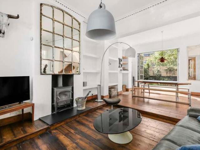 3 bed house to rent