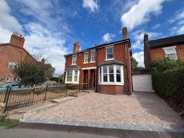 3 bed house to rent