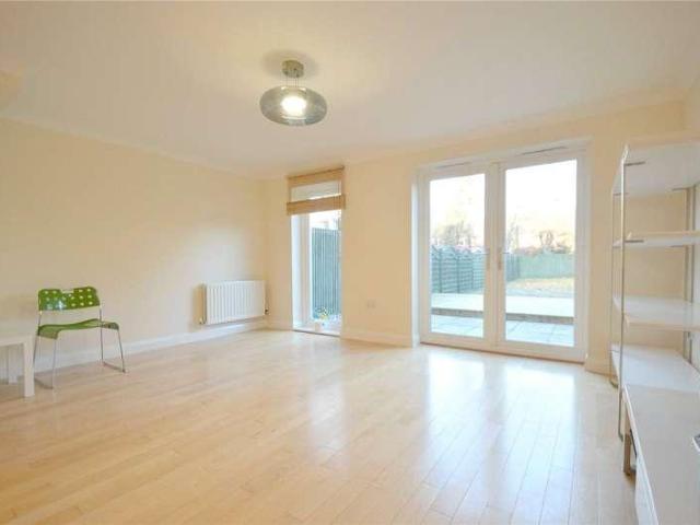 3 bed house to rent
