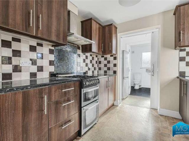 3 bed house to rent