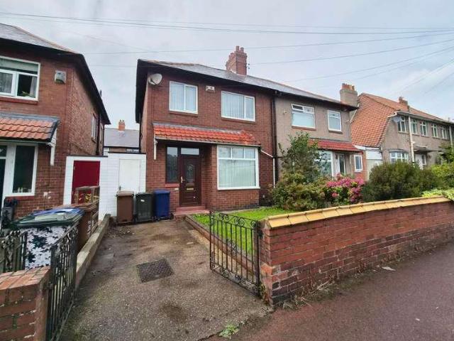 3 bed house to rent