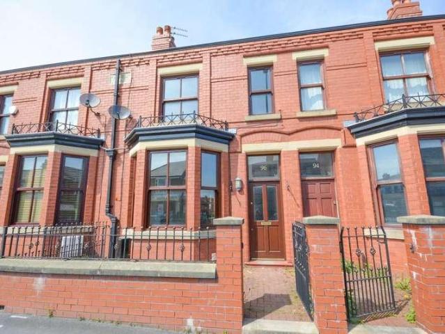 3 bed house to rent
