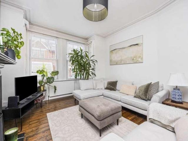 3 bed house to rent