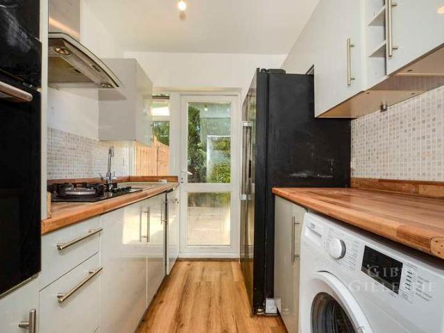 3 bed house to rent