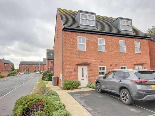 3 bed house to rent