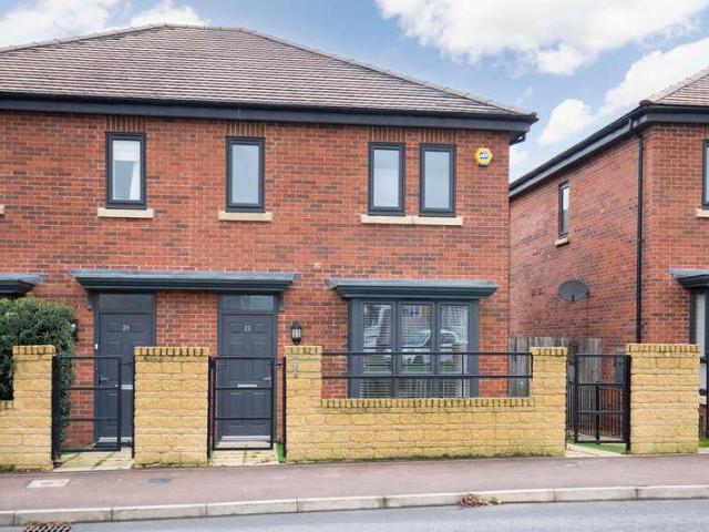 3 bed house to rent