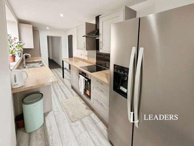 3 bed house to rent