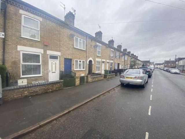 3 bed house to rent