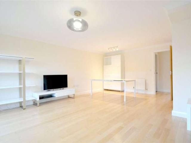 3 bed house to rent