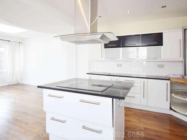 3 bed house to rent