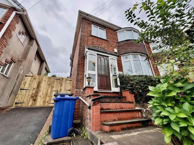 3 bed house to rent