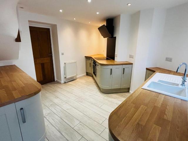 3 bed house to rent