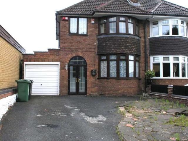 3 bed house to rent