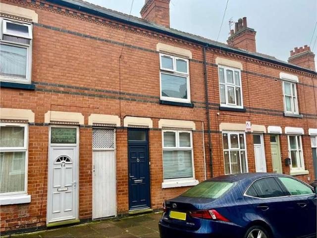 3 bed house to rent
