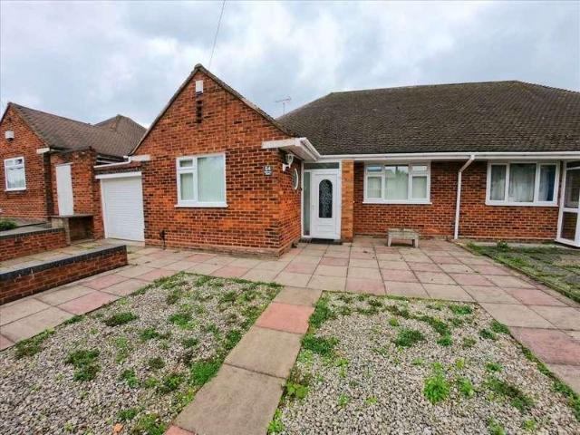 3 bed house to rent