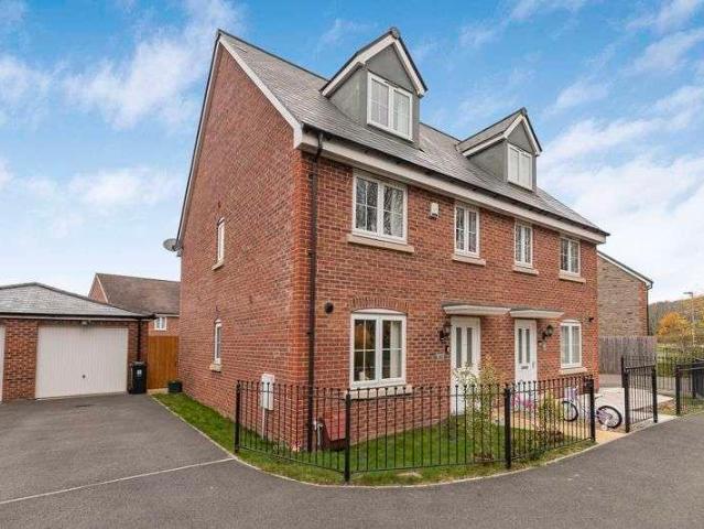3 bed house to rent