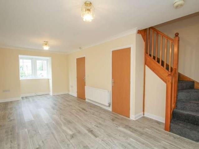 3 bed house to rent