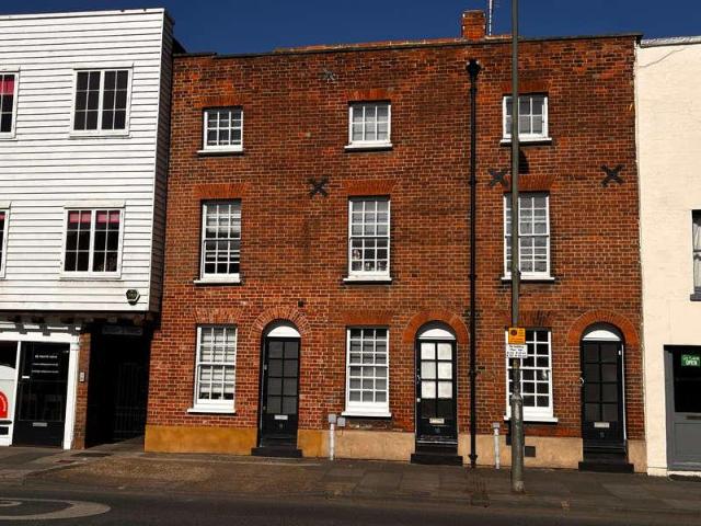 3 bed house to rent