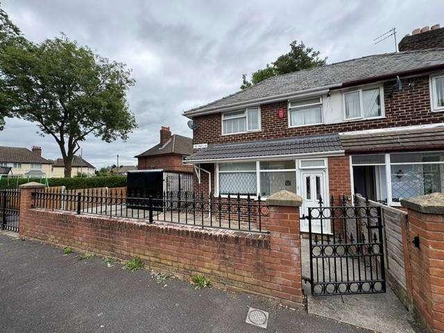 3 bed house to rent