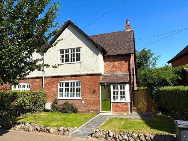 3 bed house to rent