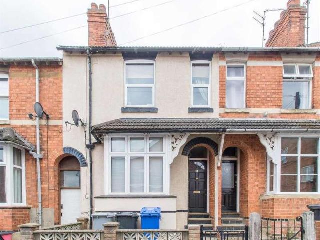 3 bed house to rent