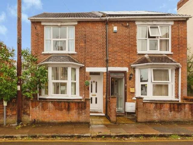 3 bed house to rent