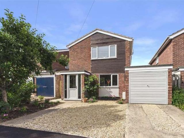3 bed house to rent