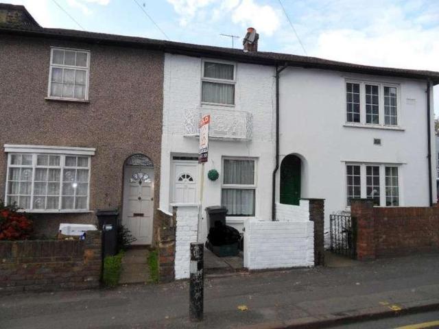 3 bed house to rent