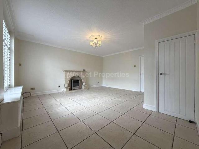 3 bed house to rent