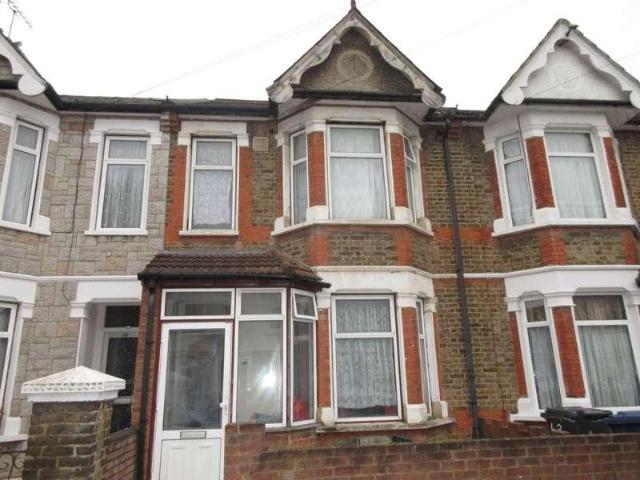 3 bed house to rent