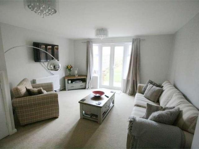 3 bed house to rent