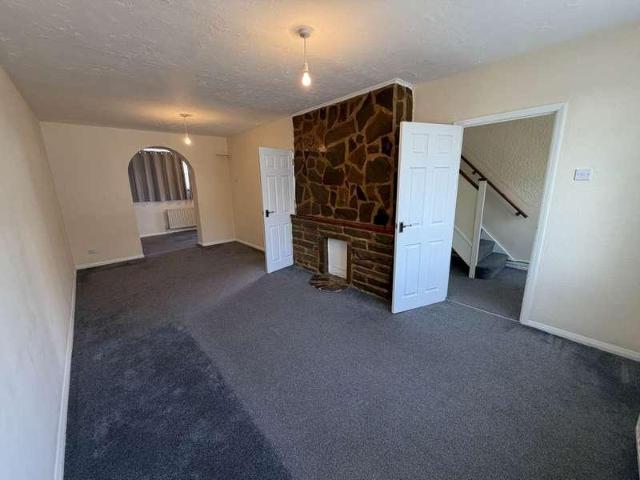 3 bed house to rent