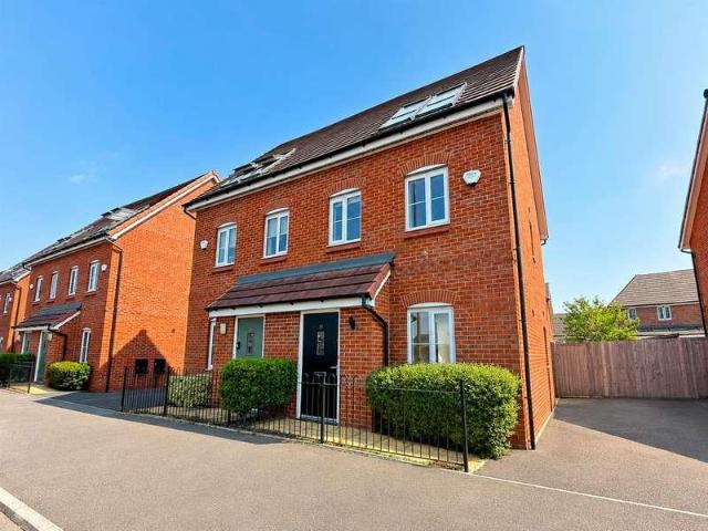 3 bed house to rent