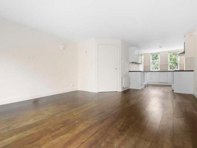 3 bed house to rent