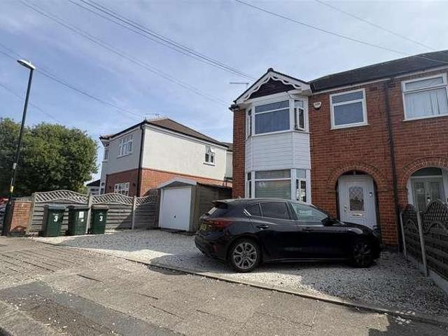 3 bed house to rent