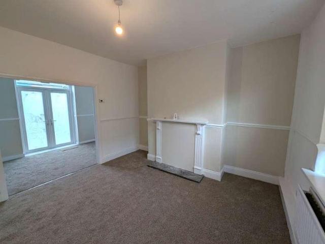 3 bed house to rent
